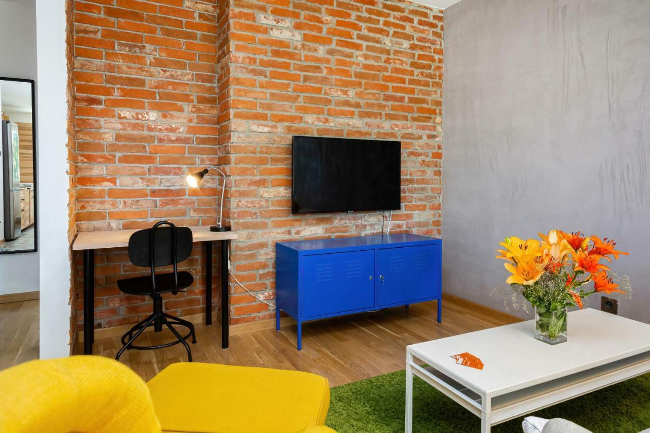 Botanic Gardens Apartment With Free Garage Wroclaw By Noclegi Renters Екстер'єр фото
