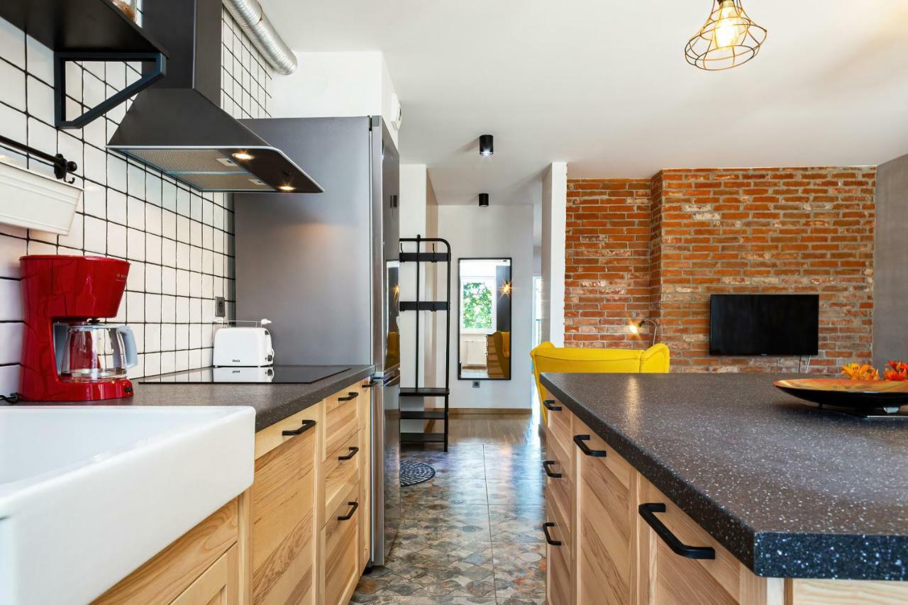 Botanic Gardens Apartment With Free Garage Wroclaw By Noclegi Renters Екстер'єр фото