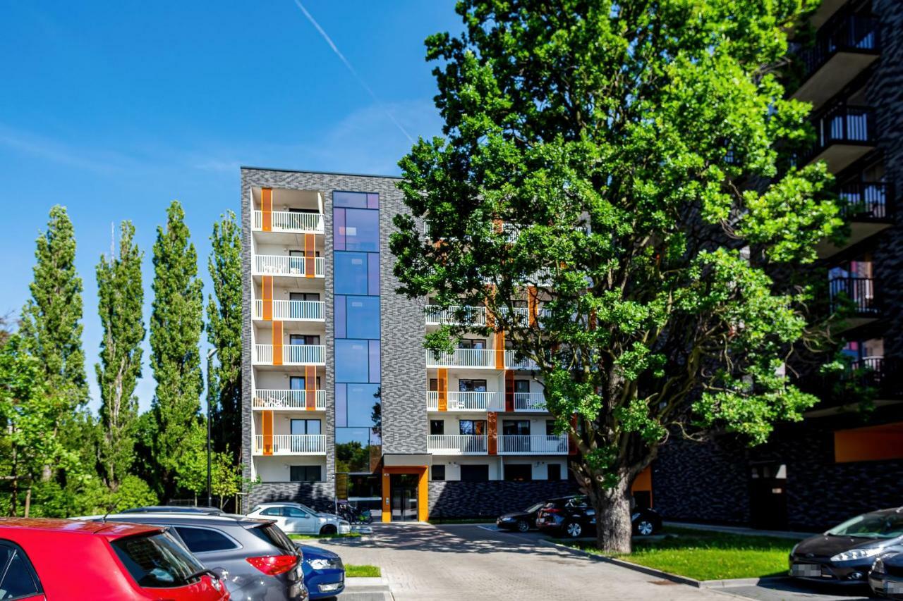 Botanic Gardens Apartment With Free Garage Wroclaw By Noclegi Renters Екстер'єр фото