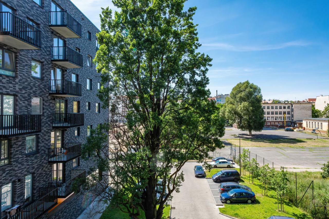 Botanic Gardens Apartment With Free Garage Wroclaw By Noclegi Renters Екстер'єр фото